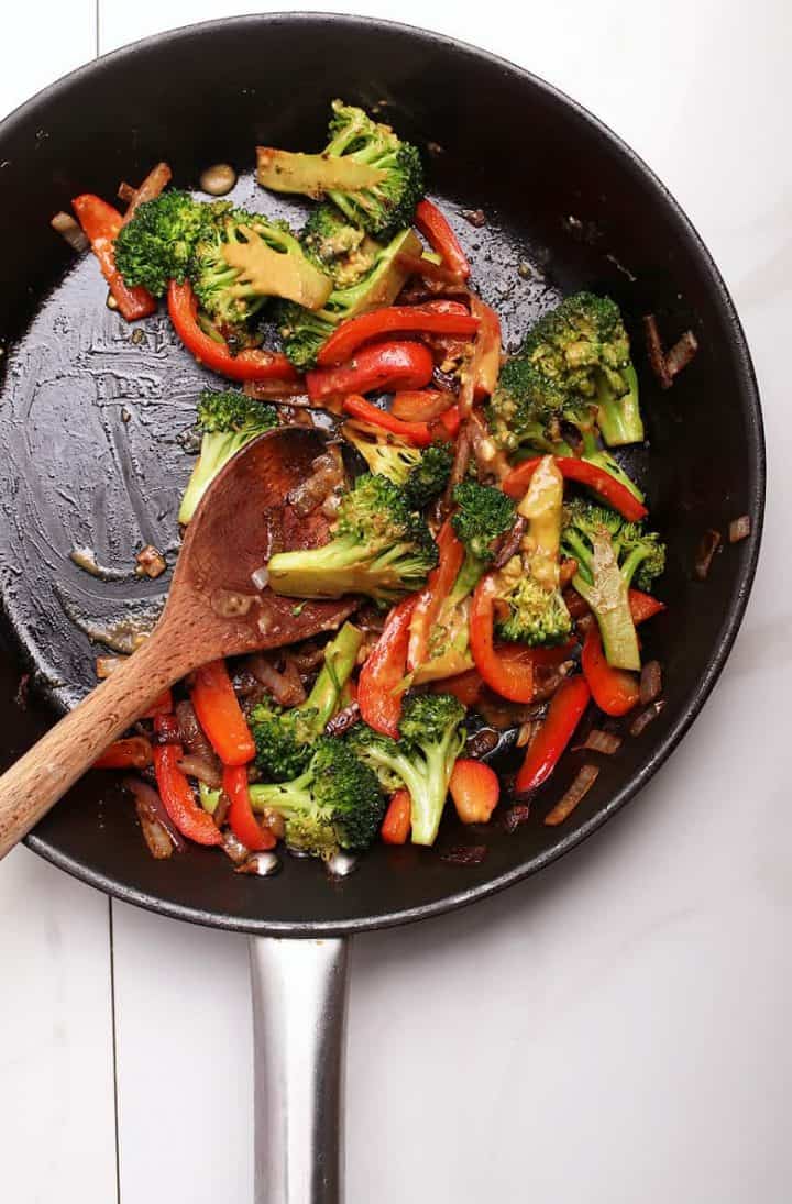 Broccoli Stir Fry W Peanut Sauce My Darling Vegan 5055