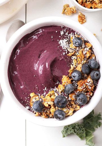 Blueberry Coconut Smoothie Bowl - My Darling Vegan